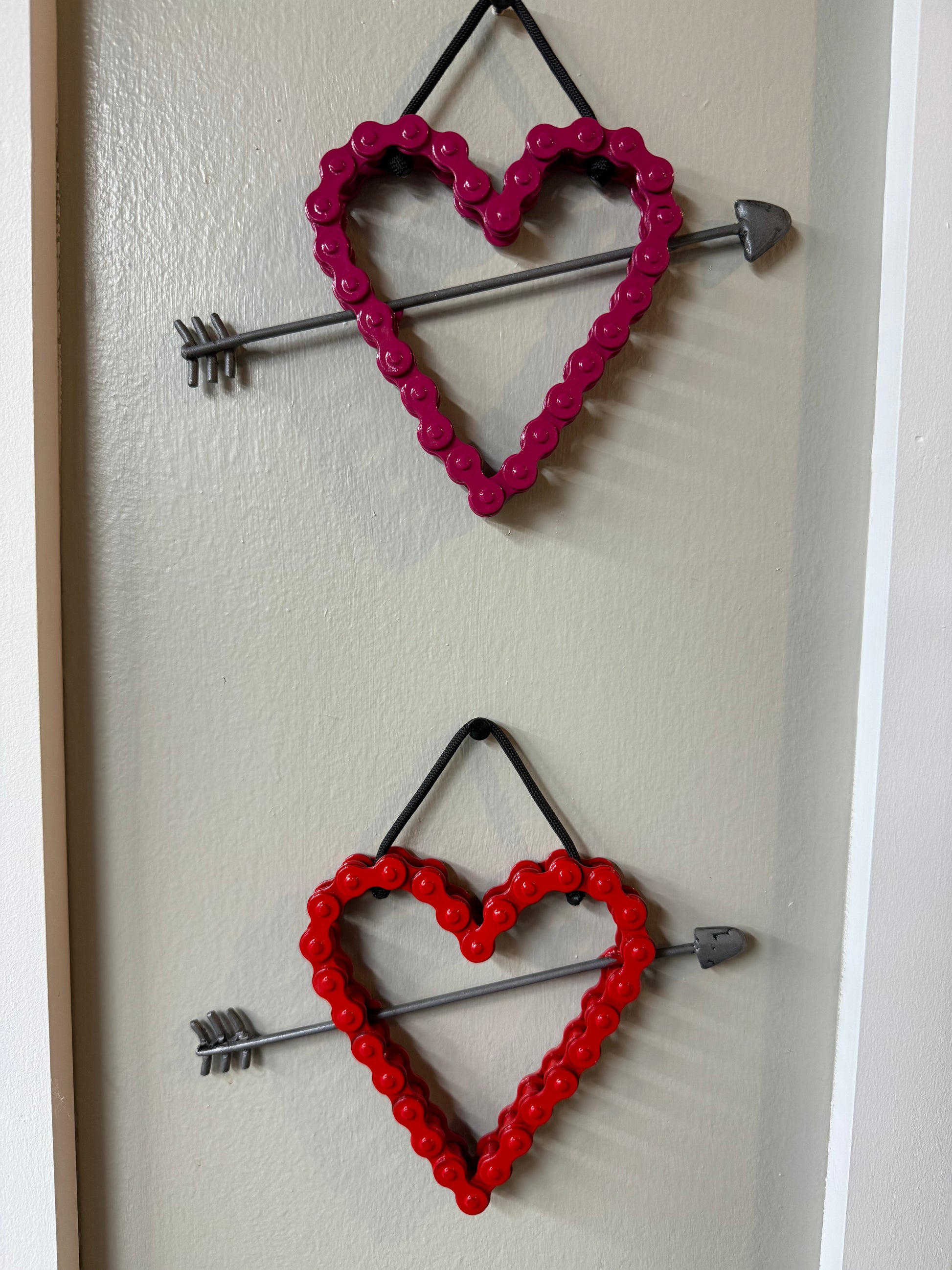 Recycled Metal Chain Heart with Arrow – SABcustomz